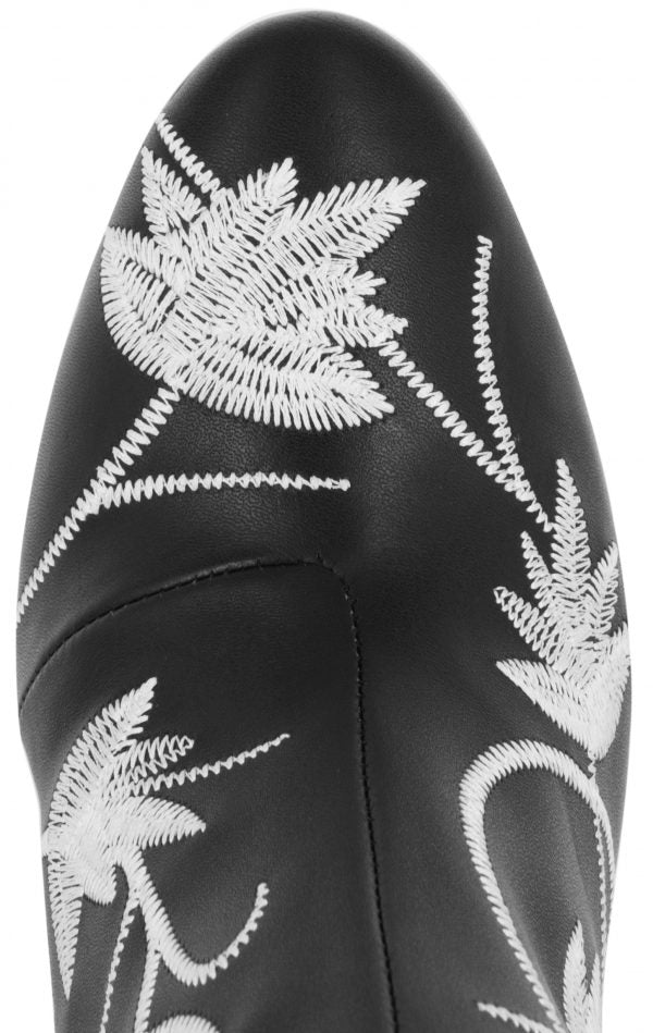 Senso Women's Julia I Calf Embroidered Chunky Heel Boot- BLACK